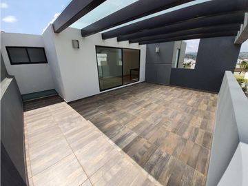 Casa En Venta En Lomas De Angelopolis Puebla