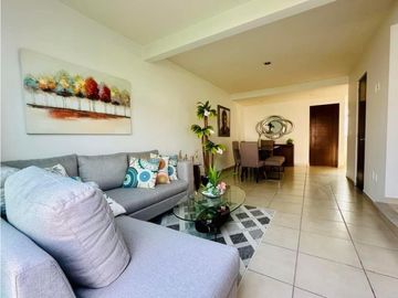 Casa Nueva en Venta en Jiutepec con Doble Vigilancia y Alberca