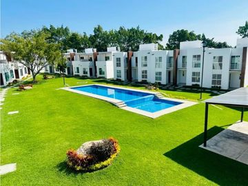 Casa Nueva en Venta en Jiutepec con Doble Vigilancia y Alberca