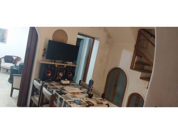 VENDO DPTO PASILLO 3 Dormitorios  AMADO NERVO al 1700