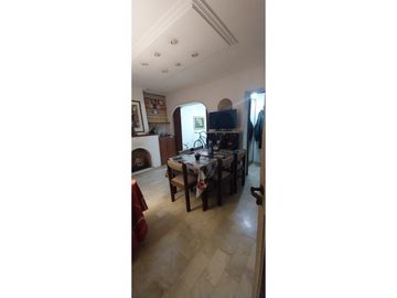 VENDO DPTO PASILLO 3 Dormitorios  AMADO NERVO al 1700