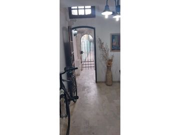 VENDO DPTO PASILLO 3 Dormitorios  AMADO NERVO al 1700
