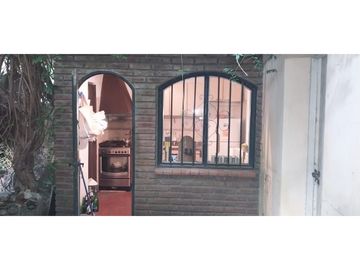 VENDO DPTO PASILLO 3 Dormitorios  AMADO NERVO al 1700