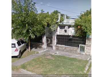 DOS TERRENOS CON PROPIEDAD A REFACCIONAR
