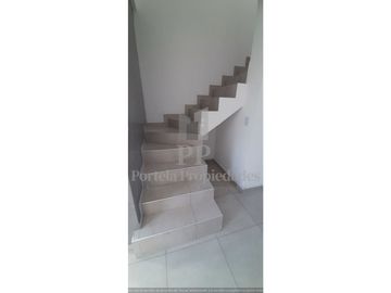 DUPLEX DE TRES AMBIENTES A ESTRENAR ITUZAINGO