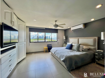 VENTA APARTAMENTO EN COCO DEL MAR, PH LUNA DEL MAR ·(4)