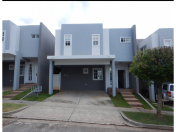 VENDO CASA EN PH VICTORIA PASEO DEL NORTE