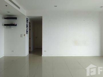2 Bedroom Condo for sale at Star View
