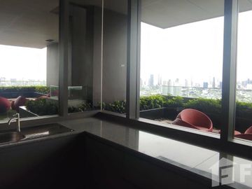 2 Bedroom Condo for sale at Star View