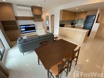 Available for rent at Villa Asoke condo