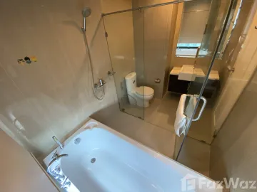 Available for rent at Villa Asoke condo