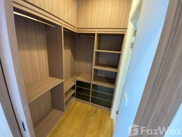 Available for rent at Villa Asoke condo