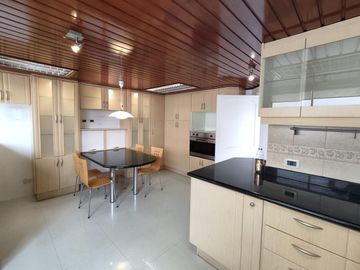 Venta Departamento Duplex Urb Gabriela Marina Sector Ana Luisa