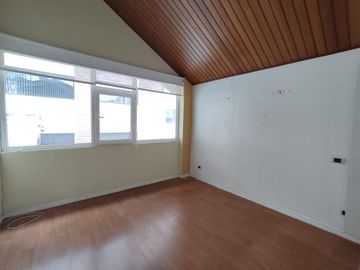 Venta Departamento Duplex Urb Gabriela Marina Sector Ana Luisa