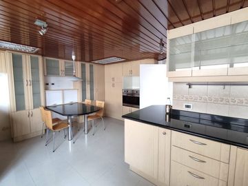Venta Departamento Duplex Urb Gabriela Marina Sector Ana Luisa