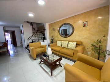 Vendo casa en Conjunto Cerrado |Bavaria| 02,