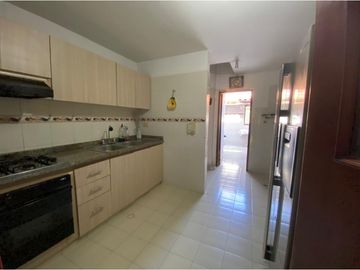 Vendo casa en Conjunto Cerrado |Bavaria| 02,