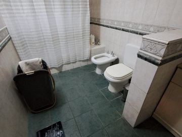 Chalet en venta en Bernal Oeste