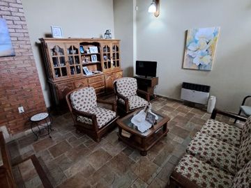 Chalet en venta en Bernal Oeste