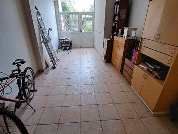 Chalet en venta en Bernal Oeste