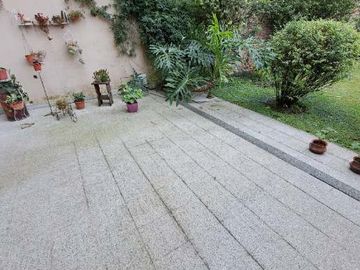 Chalet en venta en Bernal Oeste