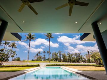 4-Bedroom Lagoon & Golf View Villa In Laguna Homes