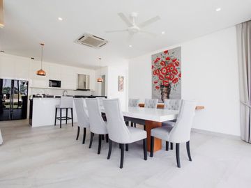 4-Bedroom Lagoon & Golf View Villa In Laguna Homes