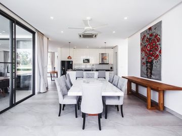 4-Bedroom Lagoon & Golf View Villa In Laguna Homes