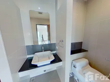 2 Bedroom Condo for sale at Grand Siritara Condo