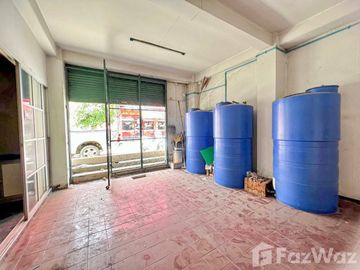 3 Bedroom Townhouse for sale in Chang Phueak, Chiang Mai