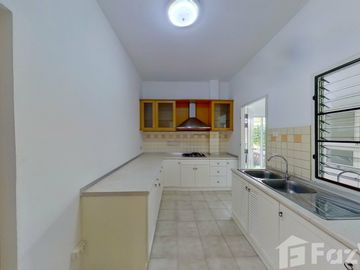 5 Bedroom House for sale at Regent 2