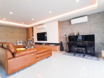 5 Bedroom House for sale in Hang Dong, Chiang Mai