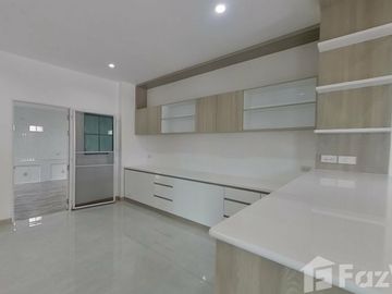 4 Bedroom House for sale in Mae Hia, Chiang Mai