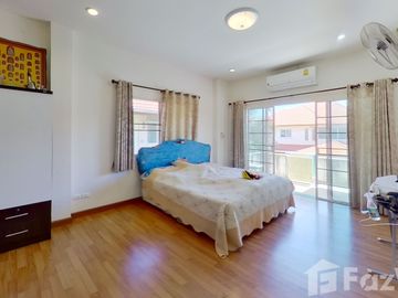 4 Bedroom House for sale at Baan Rungaroon 3