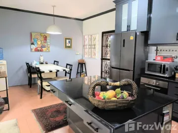 Large secure house and 2nd house close to city & malls