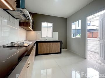 3 Bedroom House for sale at Passorn Prestige Rangsit-Klong 2