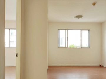 1 Bedroom Condo for sale at Lumpini Condo Town Rattanathibet