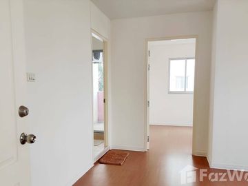 1 Bedroom Condo for sale at Lumpini Condo Town Rattanathibet