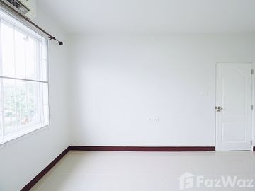 3 Bedroom Townhouse for sale at Areeya The Colors Chaengwattana-Tiwanon