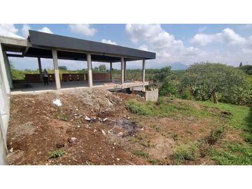 SE VENDE CASA CAMPESTRE PARA TERMINAR, SECTOR MORELIA, PEREIRA.