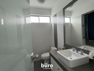 MARAVILLOSO DEPARTAMENTO DE PLAYA  EN VENTA CON VISTA AL MAR, NUEVO PARACAS