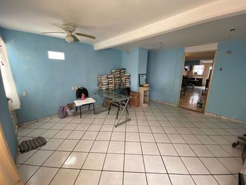 Casa en venta en Fracc. Arboledas San Ramón. MEDELLÍN, VER. REMODELADA