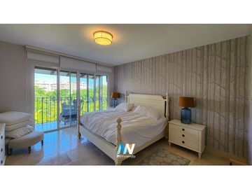 Vendo Apartamento de 4 hab. en Buenaventura - Puerta del Sol