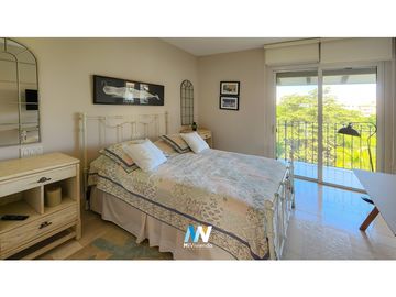 Vendo Apartamento de 4 hab. en Buenaventura - Puerta del Sol