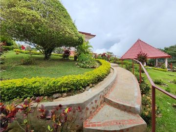 venta de mansión colonial en Sora