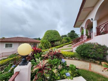 venta de mansión colonial en Sora