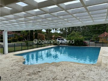 Venta o Alquiler Casa en Villas de La Colonia, Chame