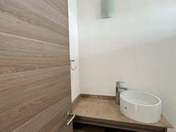 VENTA DE CASA EN PARQUE NATURA II, LOMAS DE ANGELOPOLIS II
