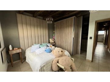 VENDE CASA EN LOS AROMOS barrio cerrado
