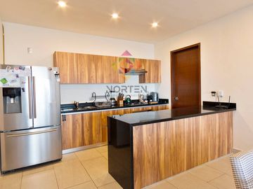 PRECIOSO DEPARTAMENTO EN VENTA EN AREKA, HUAYACAN, CANCUN, Q